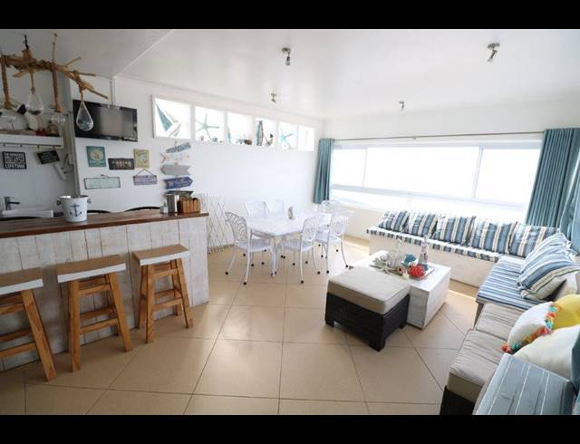 3 BEDROOM APARTMENT TO LET IN NEWSEL BEACH